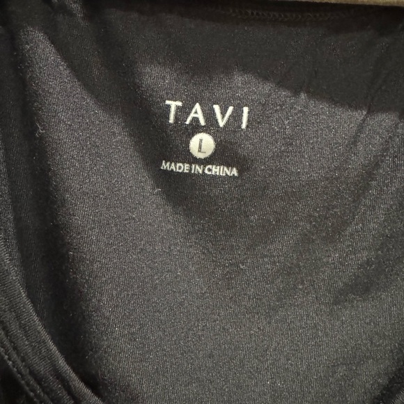 Tavi Classic Henley Tank - Large - Black Sleeveless Women's Athletic Top - Picture 4 of 5